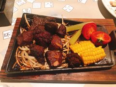 铁锄牛排-穹六人间 people 6(岳阳路店)
