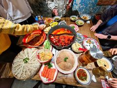 -袁山山重庆火锅(丈八北路店)