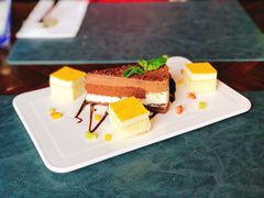 -YUE·6·西式融合餐厅(外滩六号店)