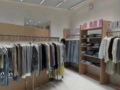 -万达广场(南昌红谷滩店)