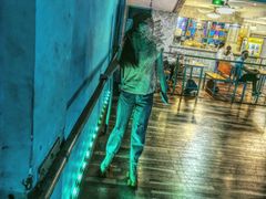 -奔马滚轴溜冰场