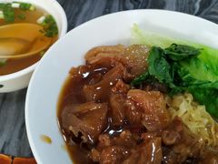 牛腩牛筋捞粗面-正斗面家