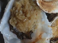 -蚝哥花姐湛江烤生蚝(美丽湾市场店)