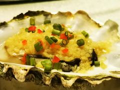 炭烧蒜茸加拿大活生蚝-御龙阁海鲜酒楼