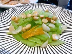西芹百合炒夏果-潇湘楼(环保园店)