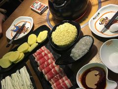-尚品小土屋涮毛肚(李沧万达店)