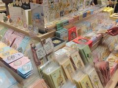 -猫的天空之城概念书店(苏州平江店)