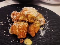 -MONICH牛排融合餐厅(和义大道购物中心店)