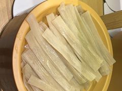 宽粉-龍歌自助小火锅(崂山丽达店)