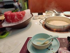 -洪氏嗨捞·猪肚鸡火锅(阳光天地店)