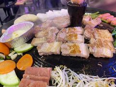 -豚豚家돈돈가韩国锅盖烤肉(新北万达店)