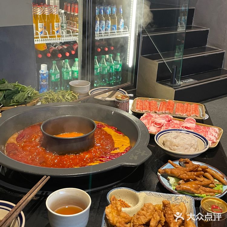 重庆火锅超好吃[胜利]还很好拍照