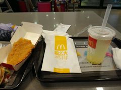 -麦当劳(海岸城店)