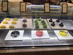 -大中华希尔顿酒店-念自助餐·嗨啤·小龙虾