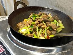 -牛八宝桂林米粉(八里庄店)