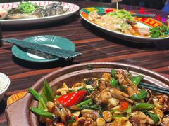 -粤·向群饭店(麓景路店)