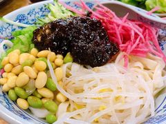 老北京炸酱面-门框胡同百年卤煮(新街口店)