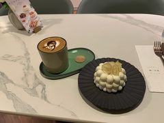 -潮一不贰·法式甜品·生日蛋糕·西式简餐(外滩店)