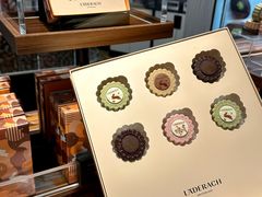 -Laderach 莱德拉(上海环贸iapm店)