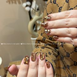 -花系美·美甲美睫精品店
