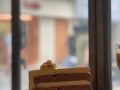 焦糖奶油海盐蛋糕-来回·咖啡(天河南店)