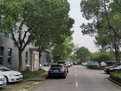 -张江微电子港·地面停车场