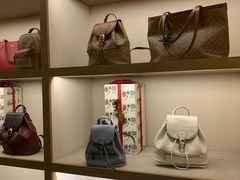 -COACH蔻驰(银泰店)
