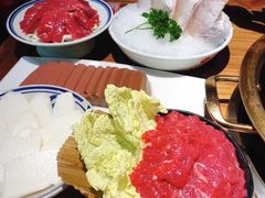 -小天鹅火锅·一线江景洪鼎旗舰店(洪崖洞店)