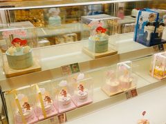 面包甜点陈列柜-好利来(望京中福店)