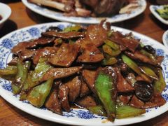 -老天桥酱肉烧饼夹肘子(天桥店)