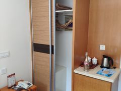 -上海南泉酒店(塘桥地铁站店)