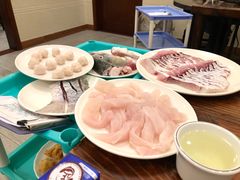 -正能量脆肉鲩火锅
