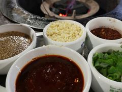 -朝伟清真铜瓢牛肉馆(三十年老·店)