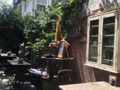 -古董花园(思南路42弄小区店)