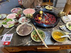 -渝大狮毛肚老火锅(遂宁万达店)