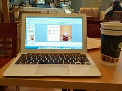 -Gloria Jean's Coffees