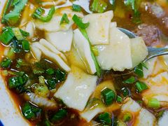 -明记汤揪片子炒面(红山市场特色美食街店)