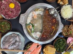 -重庆故事姊妹老火锅(财经学院店)