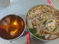 -正宗杨记普洱酸醋米线(总店)