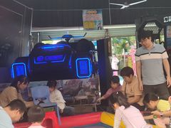-顺德大良半月城游乐场