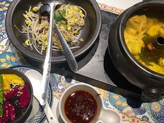 -云海肴·汽锅鸡·云南菜(天山百盛优客店)