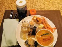 -怡咖啡海鲜自助餐厅(浦东香格里拉店)