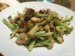 -恋湘小镇(纺织大厦店)