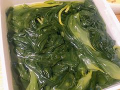 海带苗-咕嘟草帽鱼·牛奶一样的鲜鱼汤(天鹅湖万达广场店)