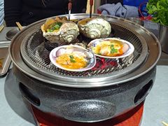 -围炉肉舍•炭烤活鳗•丹东海鲜烤肉(步行街店)