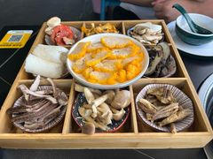 -野菌皇海景野生菌火锅(滨海大道店)