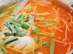 -野山舂·贵州现舂酸汤牛肉(民生路店)