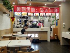 大堂-华莱士·全鸡汉堡(郭巷3店)