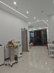 -痘院士专业祛痘皮肤管理