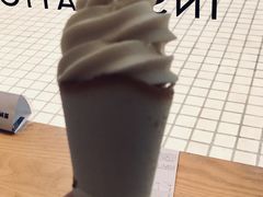 特浓牛乳脆筒-喜茶(广州石牌桥店)